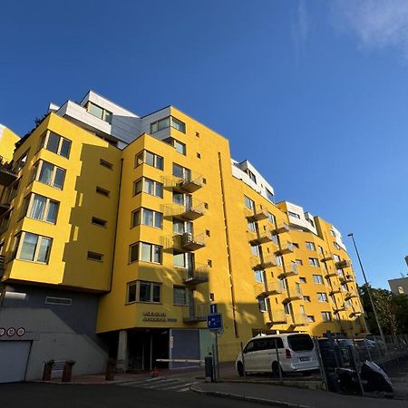 Rezidence Jeseniova Prague Apartamento Exterior foto